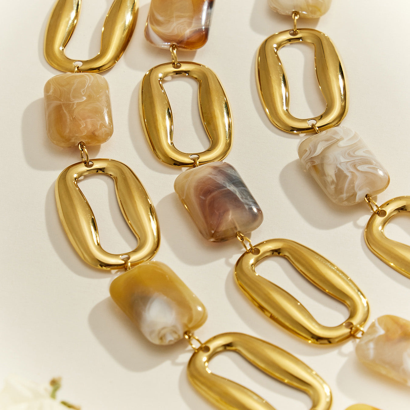 316L Stainless Steel 18K PVD Gold Resin Square Necklace made with 316L stainless steel and 18K PVD gold finish for wholesale jewelry buyers - image 3