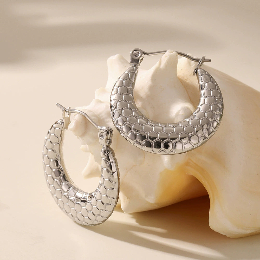 316L Stainless Steel Textured Circle Hoop Earrings - Image 6