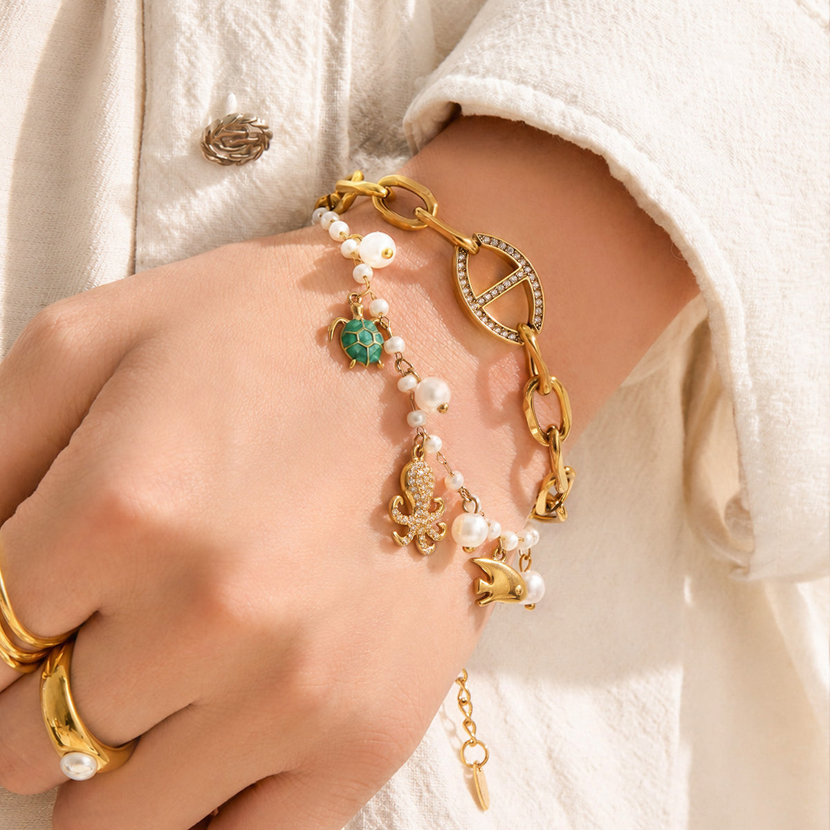 316L Stainless Steel 18K PVD Gold Turtle Pearl Bracelet made with 316L stainless steel and 18K PVD gold finish for wholesale jewelry buyers - image 9