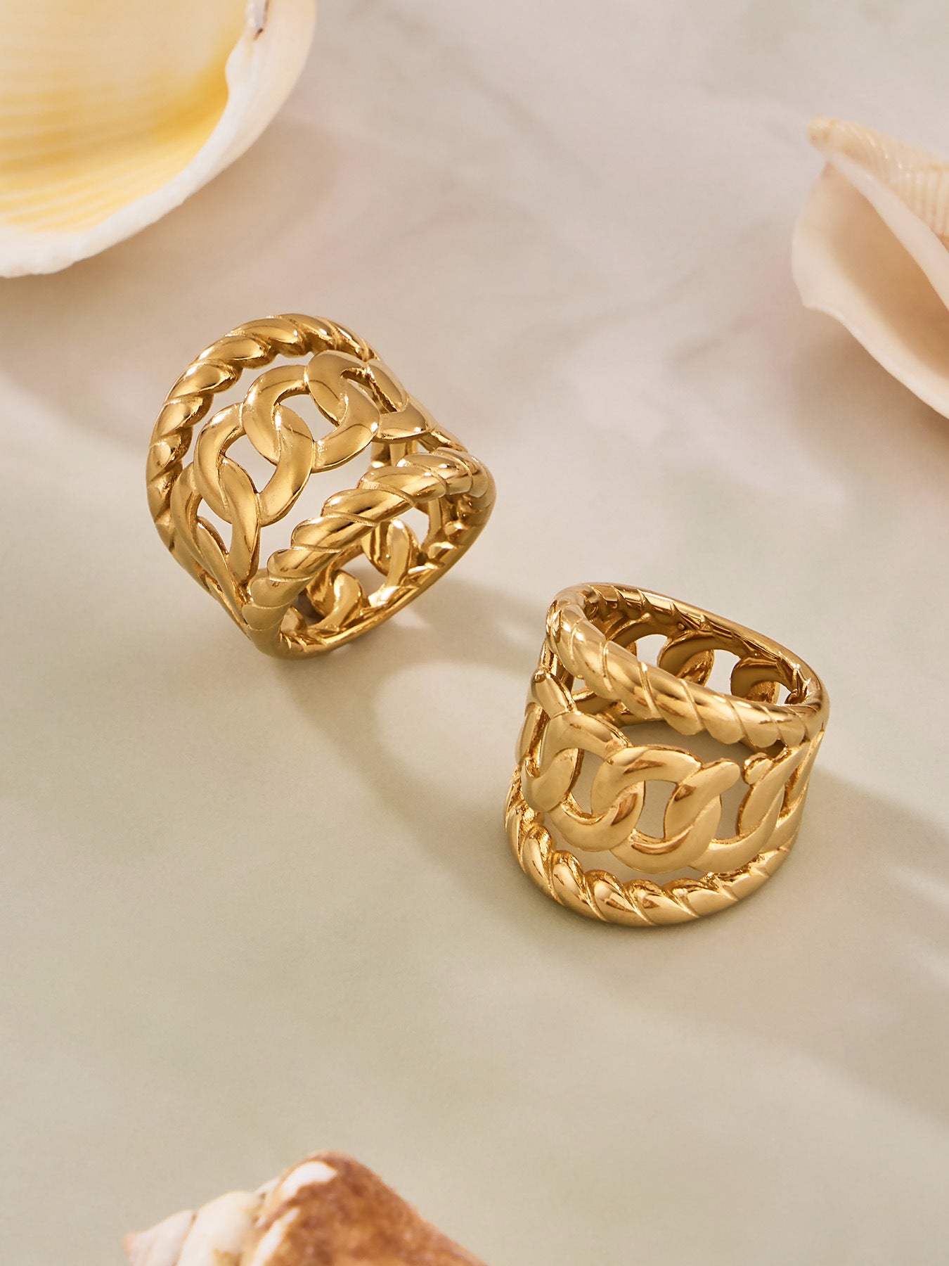 316L Stainless Steel Vintage Woven Hollow 18K Gold Plated Ring -  Sensitive Skin Friendly - Detail 10