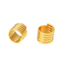 Lifestyle image of the ring being worn