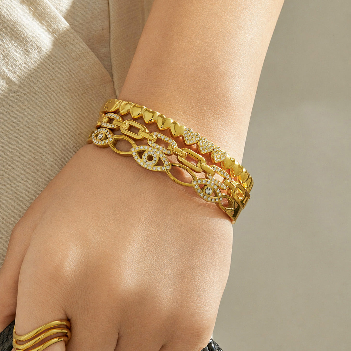 316L Stainless Steel 18K PVD Gold Zircon Bangle made with 316L stainless steel and 18K PVD gold finish for wholesale jewelry buyers - image 10