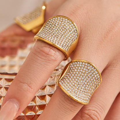 Elegant 316L Stainless Steel Zircon Ring - Gold Finish