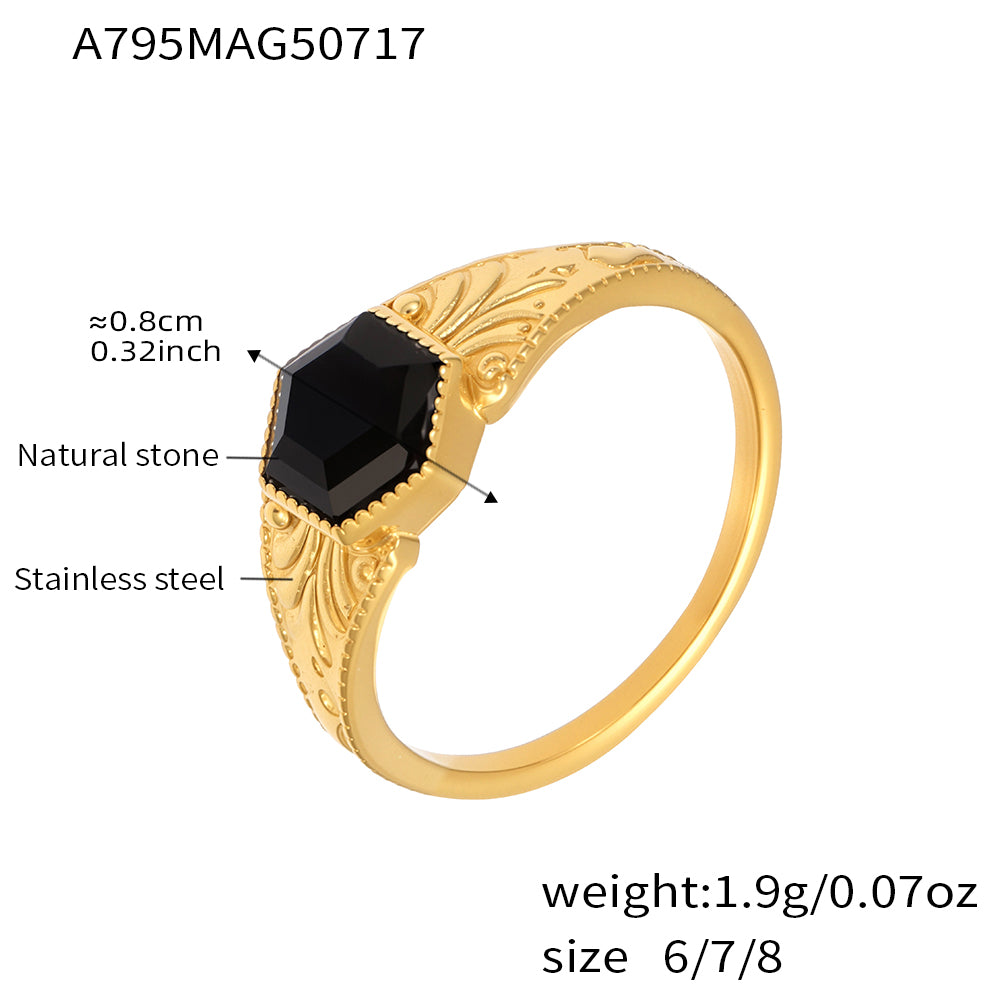Gold Signet Ring with Black Stone | 316L Stainless Steel 18K PVD Gold