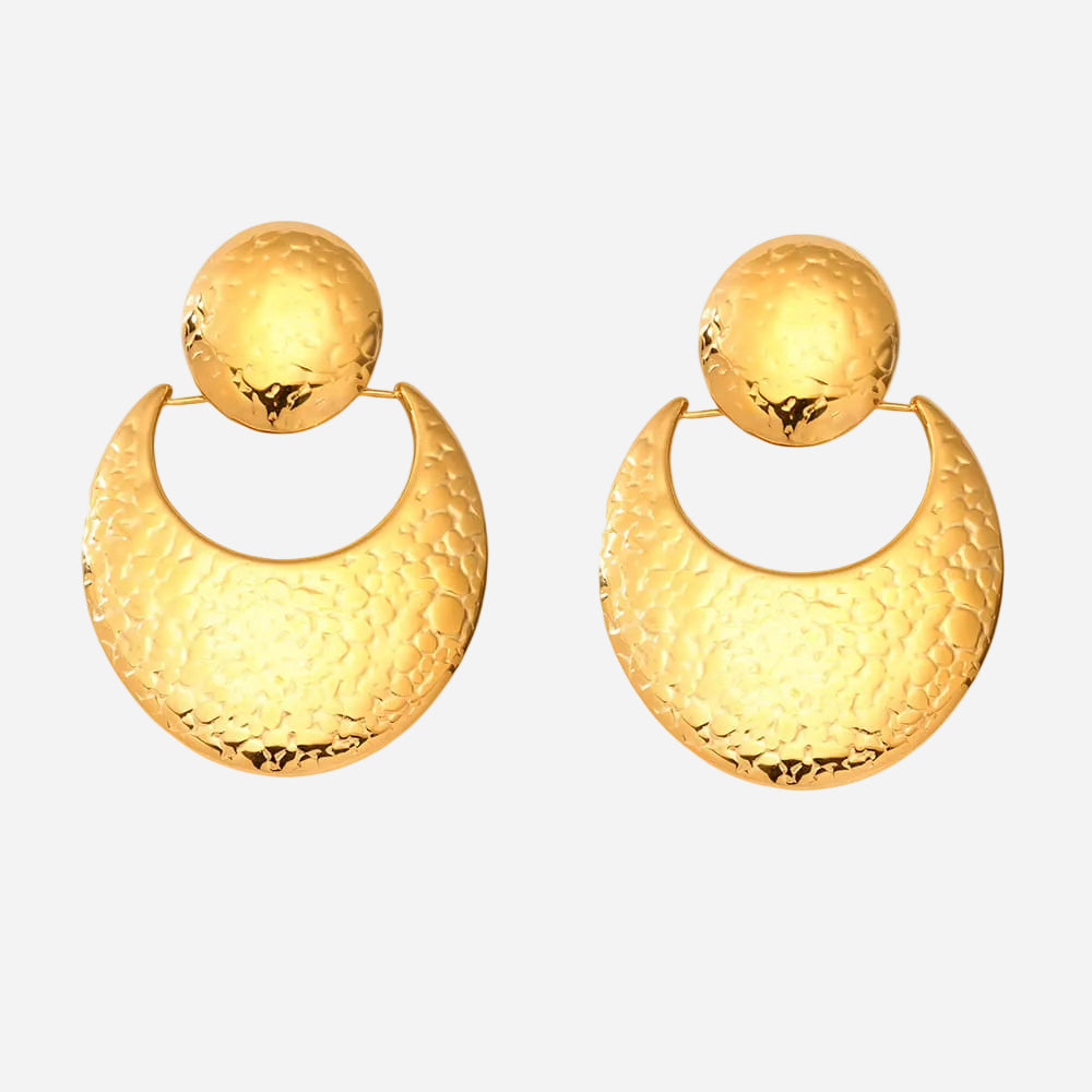 Wholesale 316L stainless steel 18K PVD gold plated hammered crescent statement hypoallergenic earrings.