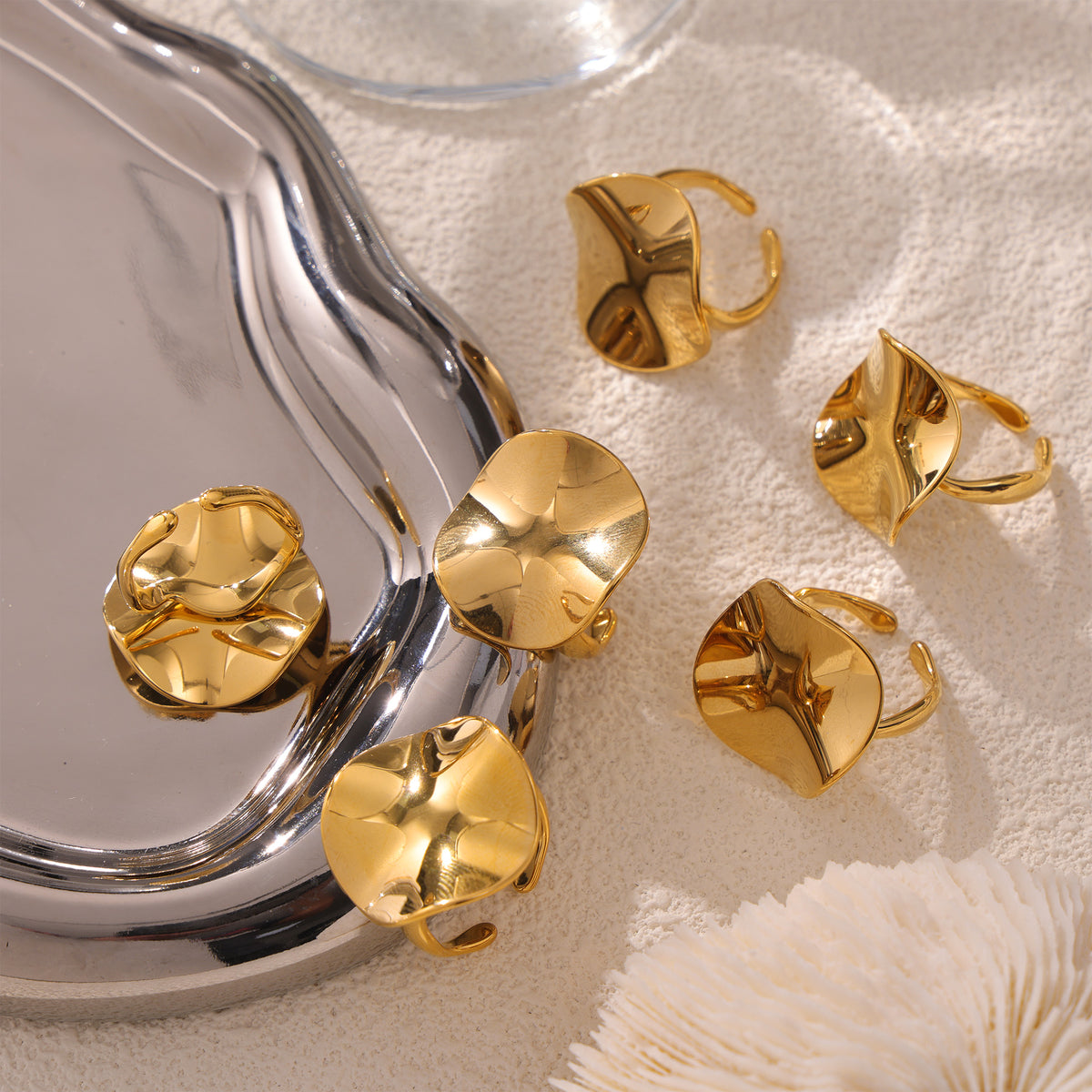 Miduoduo 316L Stainless Steel Sculptural Ring in 18K Gold Plated Finish - Lifestyle View 4