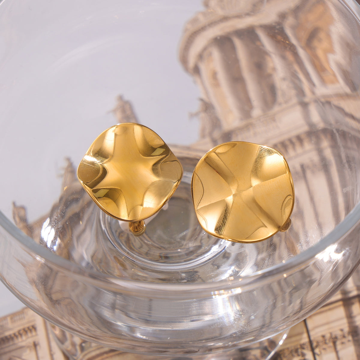 Miduoduo 316L Stainless Steel Sculptural Ring in 18K Gold Plated Finish - Lifestyle View 6