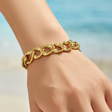 316L Stainless Steel 18K PVD Gold Bear Pendant Chain Bracelet made with 316L stainless steel and 18K PVD gold finish for wholesale jewelry buyers - image 4