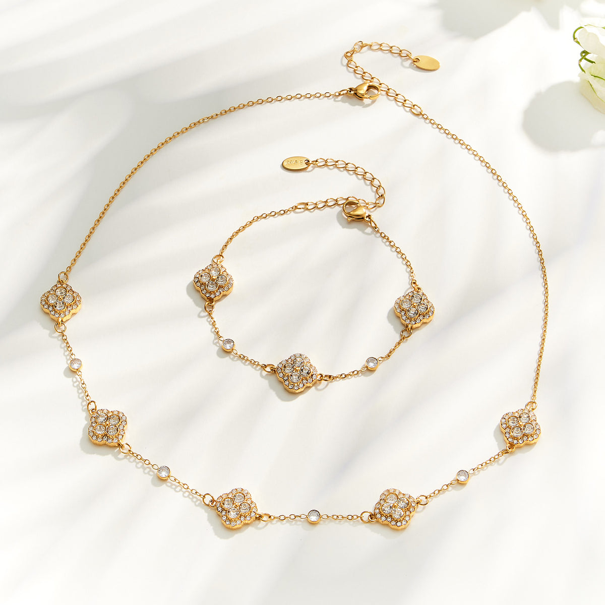 316L Stainless Steel 18K PVD Gold Clover Pendant Necklace made with 316L stainless steel and 18K PVD gold finish for wholesale jewelry buyers - image 7