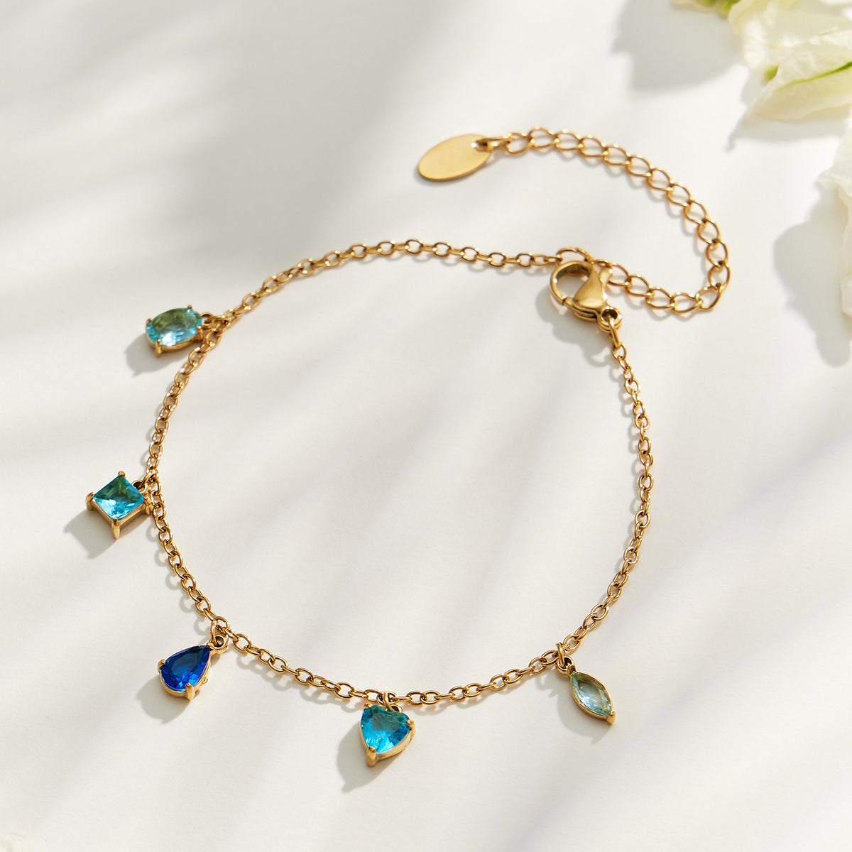 Colorful zircon jewelry set display