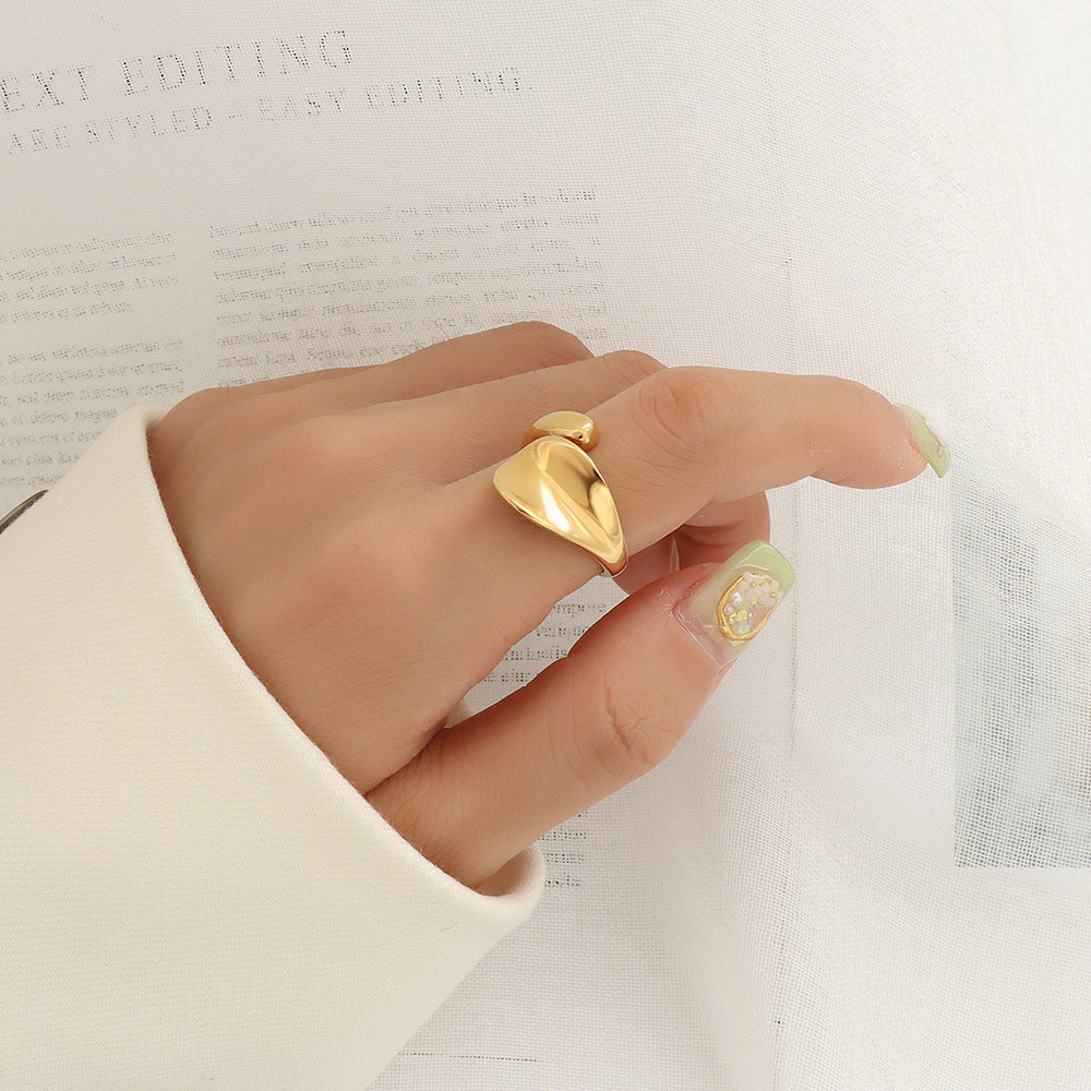 Stylish 316L Stainless Steel Concave Band Ring in Gold Color