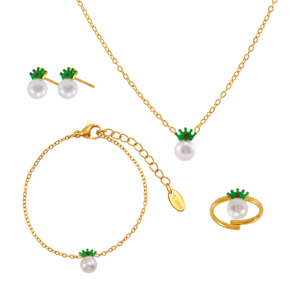 316L Stainless Steel 18K PVD Gold Crown Pearl Necklace made with 316L stainless steel and 18K PVD gold finish for wholesale jewelry buyers - image 5