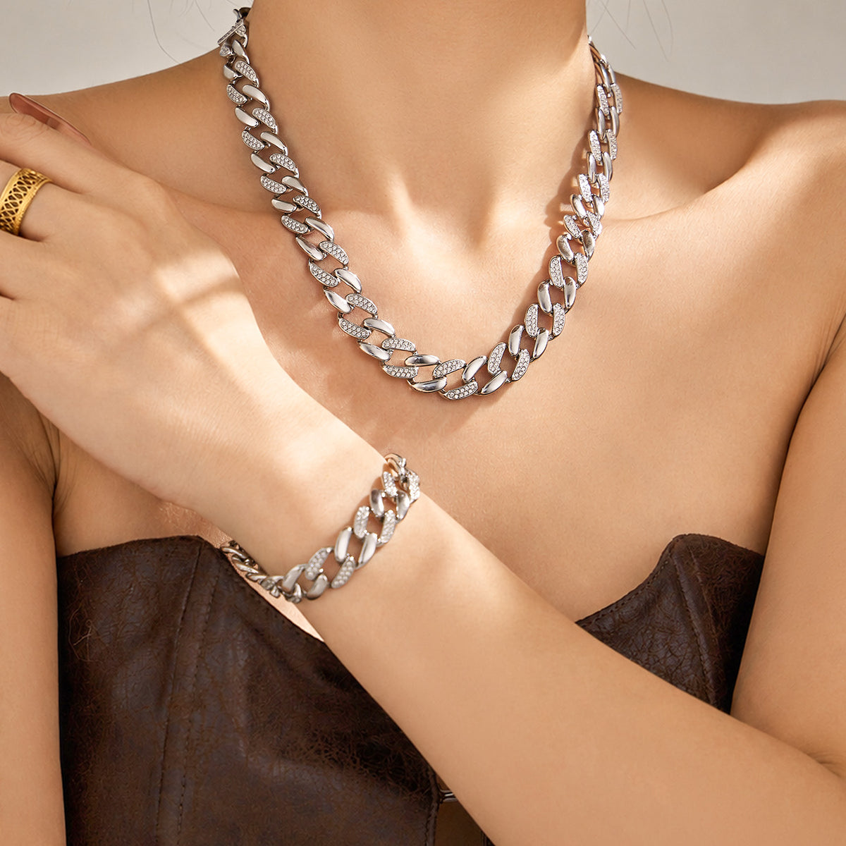316L Stainless Steel 18K PVD Gold Cuban Chain Bracelet made with 316L stainless steel and 18K PVD gold finish for wholesale jewelry buyers - image 5