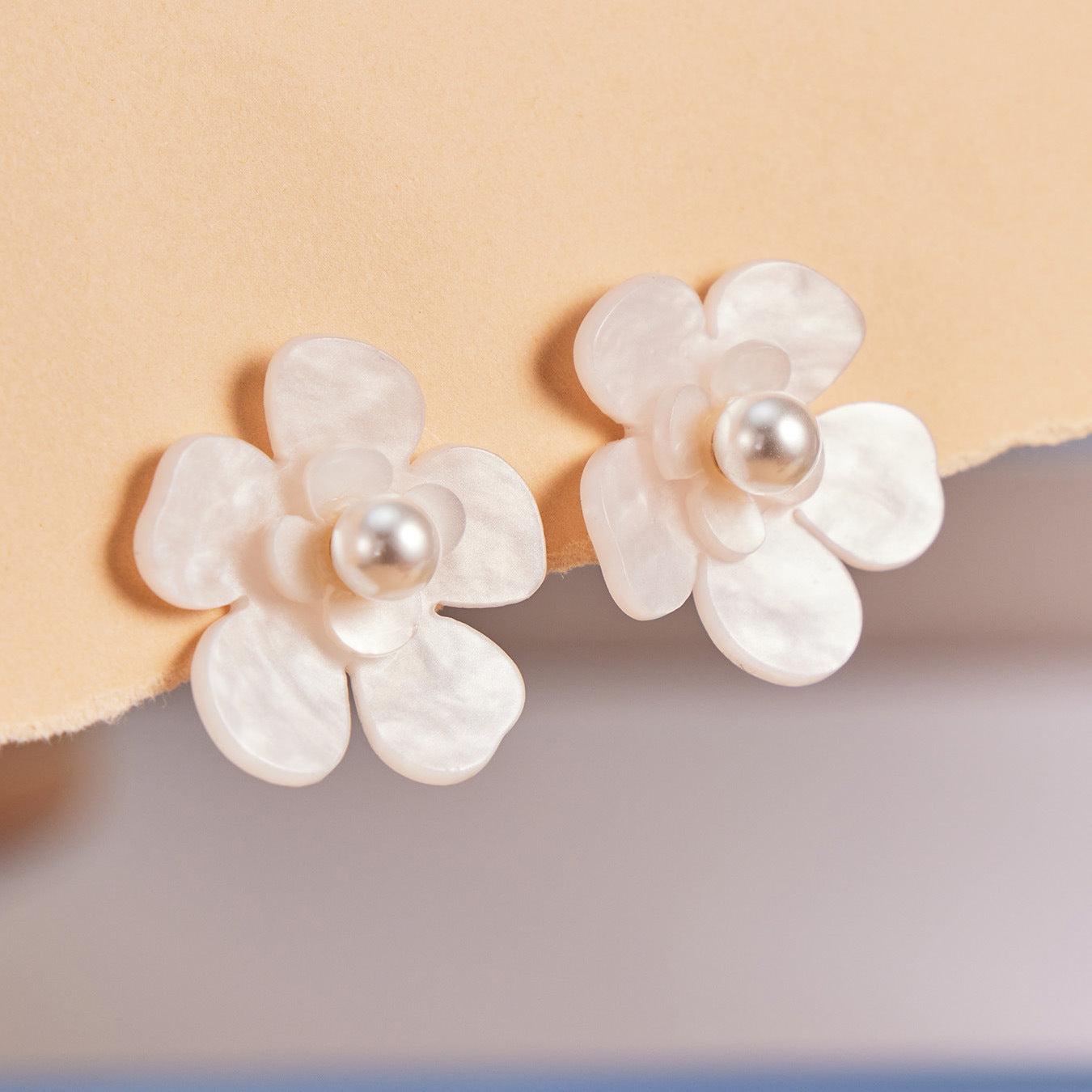 316L Stainless Steel 18K PVD Gold Droplet Pearl Earrings made with 316L stainless steel and 18K PVD gold finish for wholesale jewelry buyers - image 3