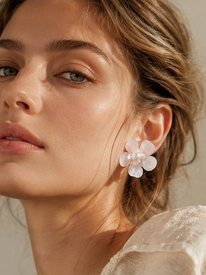 316L Stainless Steel 18K PVD Gold Droplet Pearl Earrings made with 316L stainless steel and 18K PVD gold finish for wholesale jewelry buyers - image 9