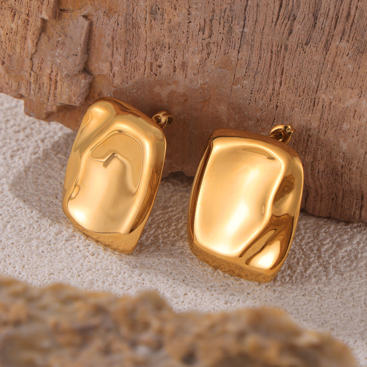 Miduoduo F081 Earrings - Lifestyle Wearing View 2