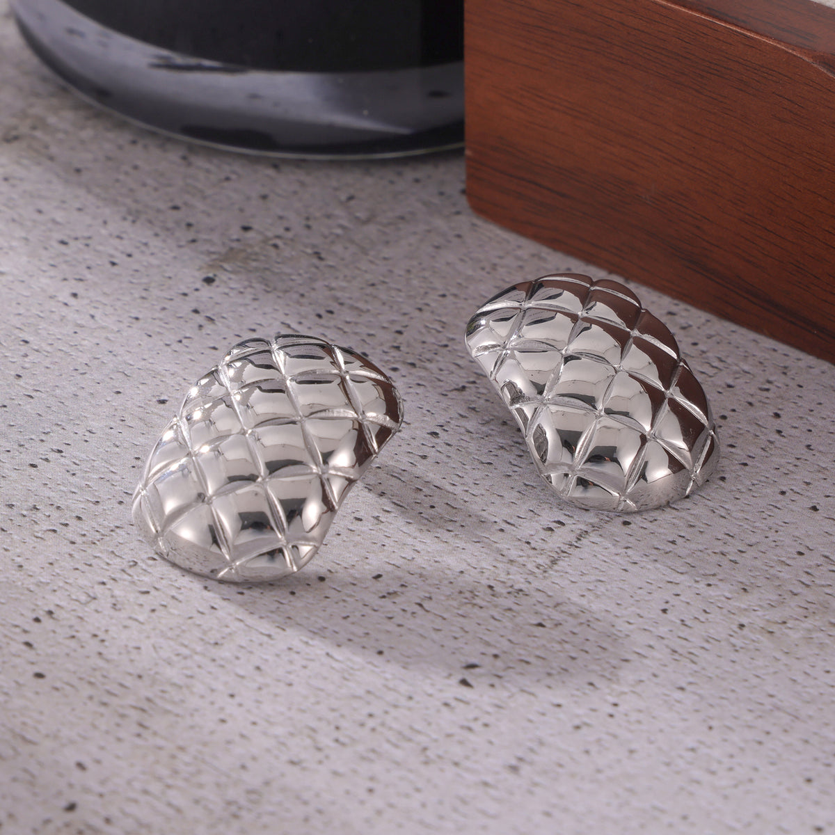 Miduoduo F1368 Earrings - Lifestyle Wearing View 4