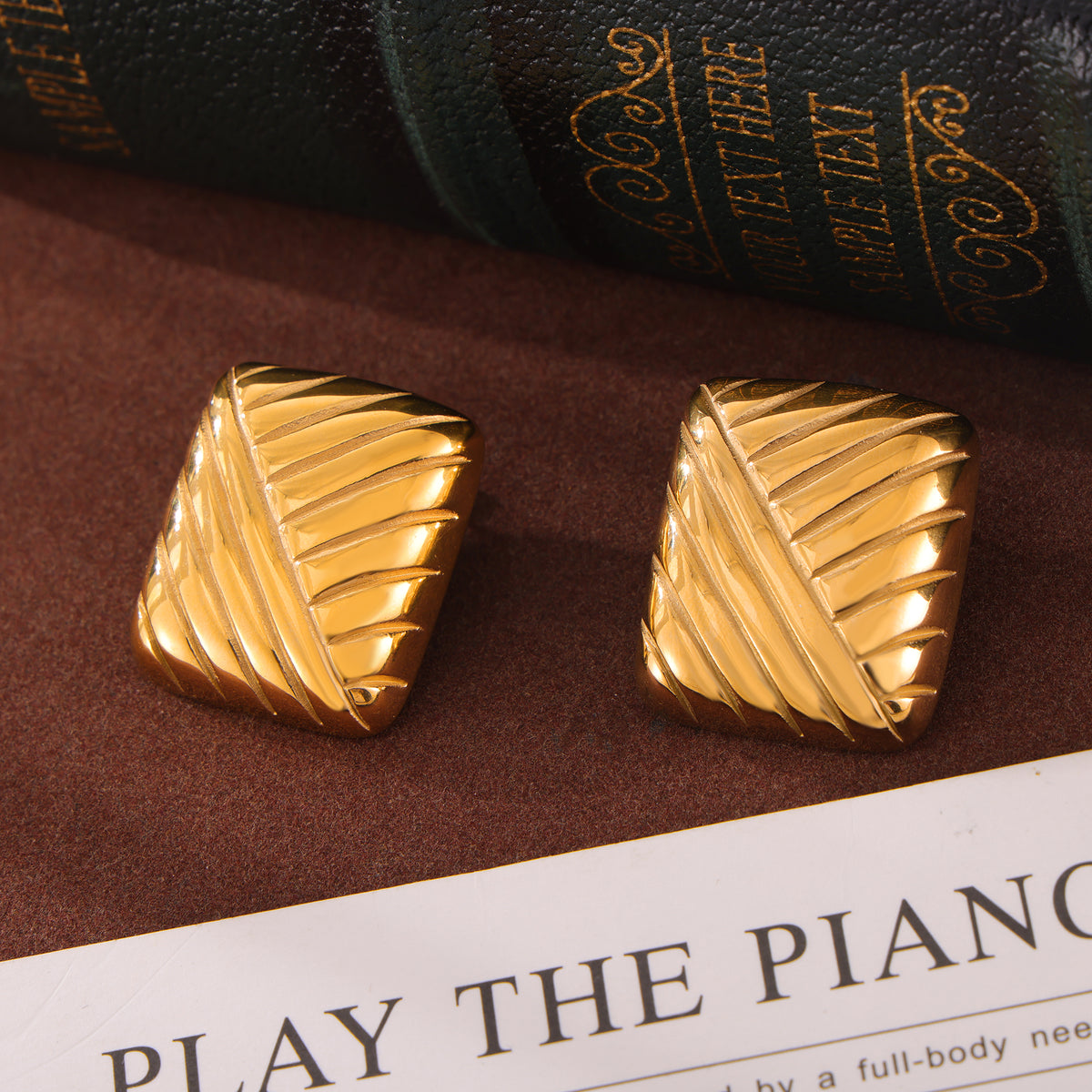 Miduoduo F1439 Earrings - Lifestyle Wearing View 1