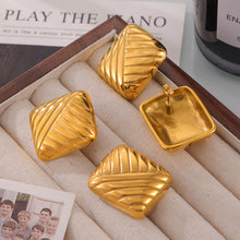 Miduoduo F1439 Earrings - Lifestyle Wearing View 2
