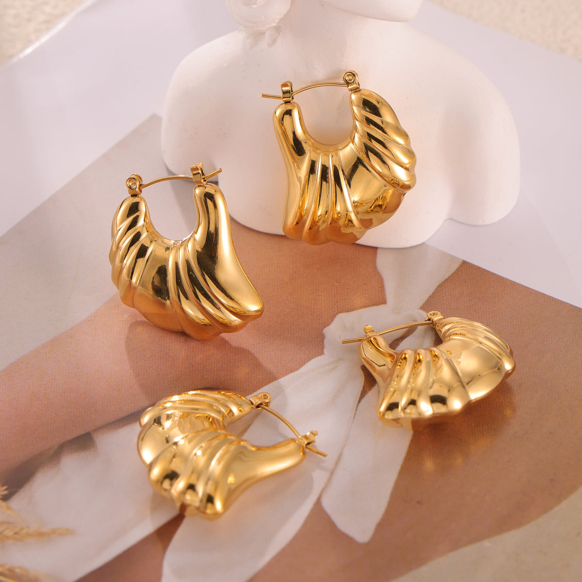 Miduoduo F1469 Earrings - Lifestyle Wearing View 1