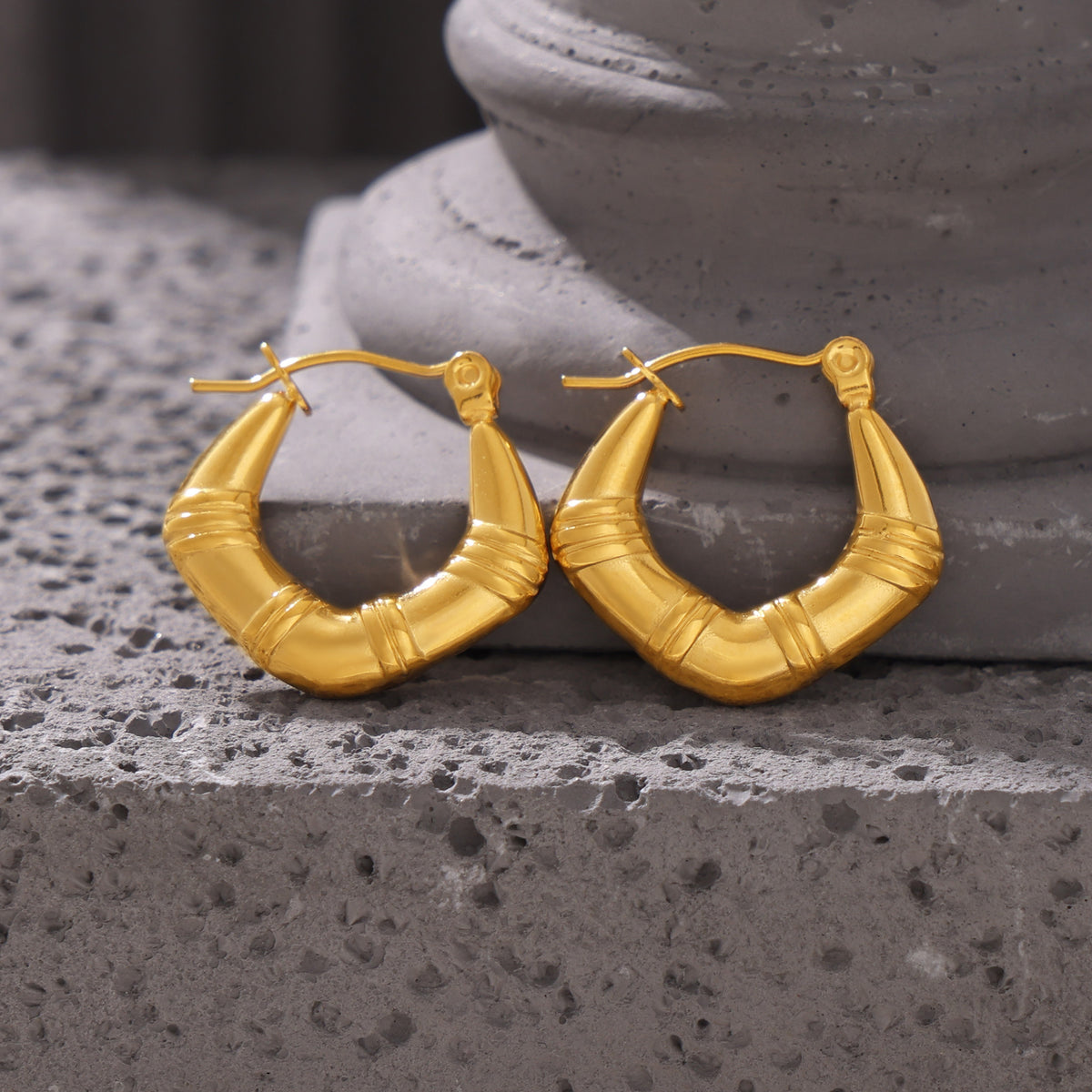 Miduoduo F1540 Earrings - Lifestyle Wearing View 5