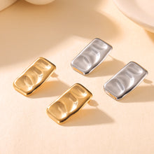 Miduoduo F1559 Earrings - Lifestyle Wearing View 1