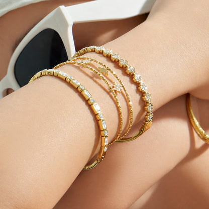 316L Stainless Steel 18K PVD Gold Four-leaf Flower Bracelet made with 316L stainless steel and 18K PVD gold finish for wholesale jewelry buyers - image 3