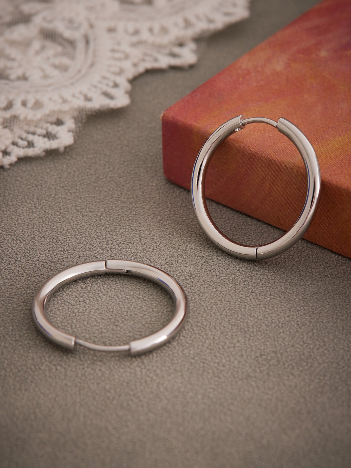 316L Stainless Steel Mixed Metal Two-Tone Minimalist Hoop Earrings | PVD Gold Huggie Hoops