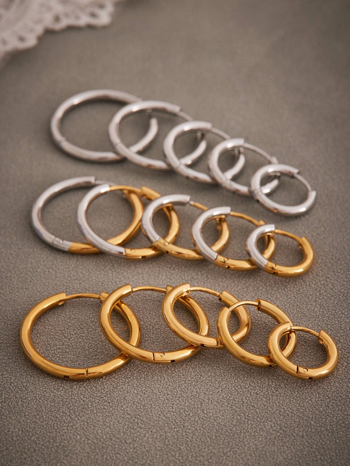 316L Stainless Steel Mixed Metal Two-Tone Minimalist Hoop Earrings | PVD Gold Huggie Hoops