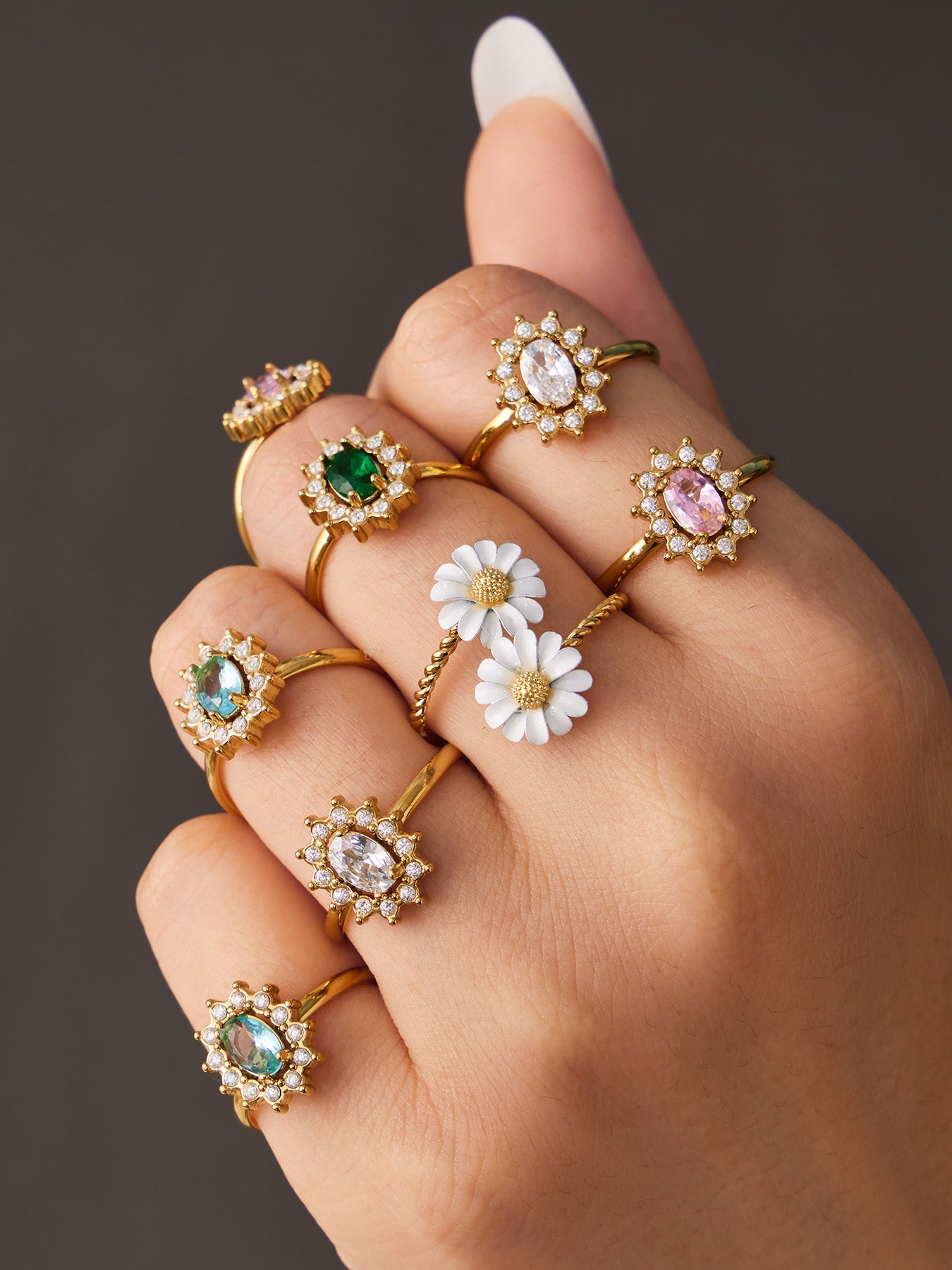 316L Stainless Steel 18K Gold PVD Colored Glass Flower Open Ring, Waterproof Hypoallergenic Wholesale Jewelry for Sensitive Skin, Tarnish-Free Adjustable Fashion Rings for Women, Bulk Jewelry Supplier Miduoduo Jewelry