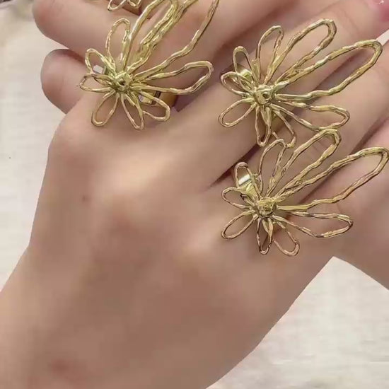 316L stainless steel 18K PVD gold hollow flower adjustable open ring, delicate floral waterproof women statement fashion jewelry wholesale