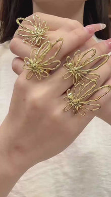 316L stainless steel 18K PVD gold hollow flower adjustable open ring, delicate floral waterproof women statement fashion jewelry wholesale