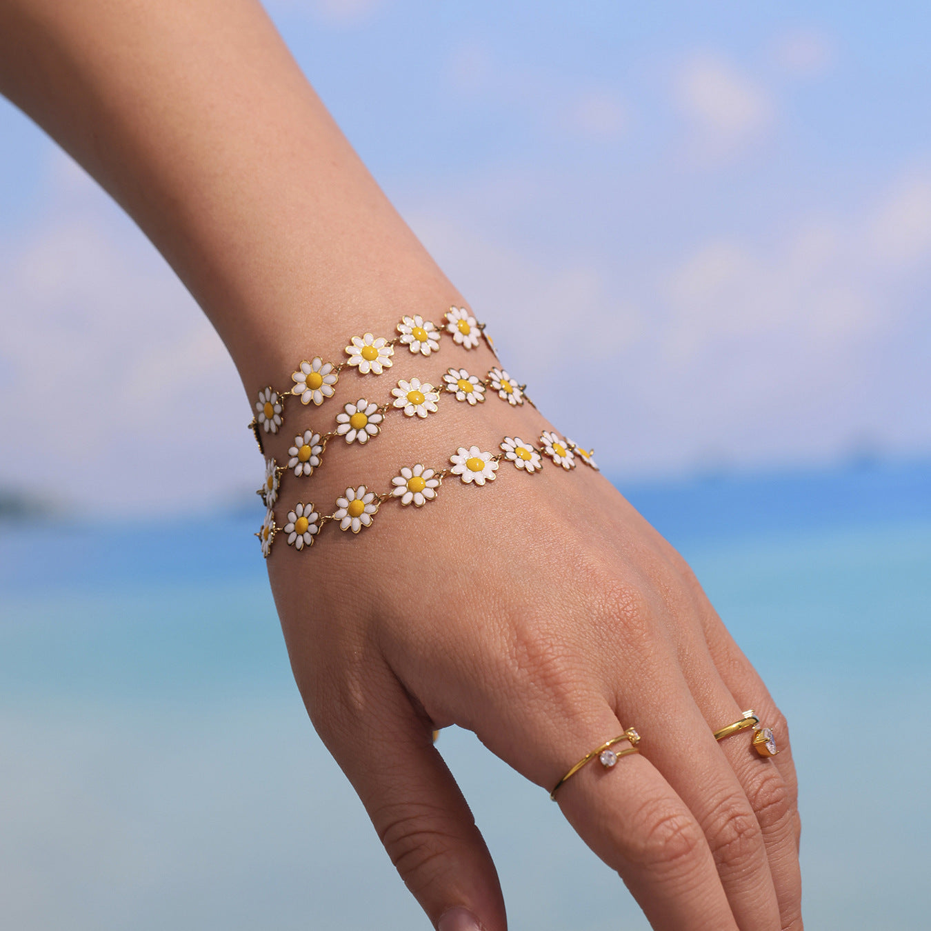 316L Stainless Steel Daisy Flower 18K Gold PVD Chain Jewelry Collection - Image 4