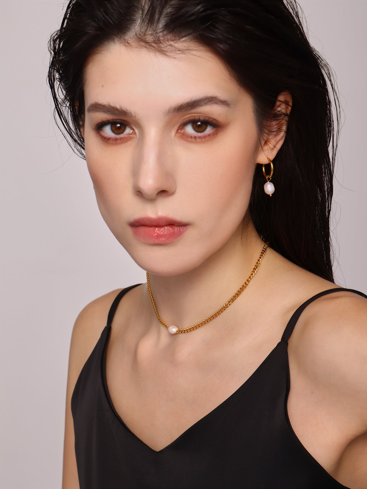 316L Stainless Steel 18K Gold Plated Minimalist Single Pearl Chain Necklace & Earring Set - Image 5