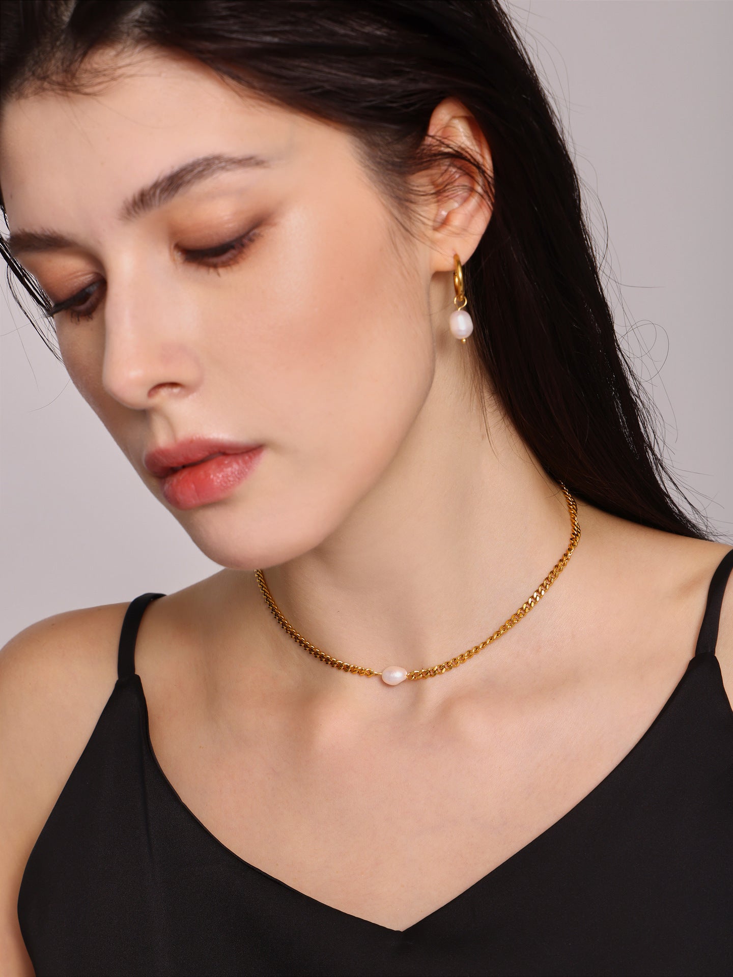 316L Stainless Steel 18K Gold Plated Minimalist Single Pearl Chain Necklace & Earring Set - Image 6