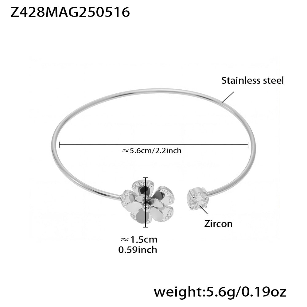 Silver stainless steel bangle (Z428MAG250516), sparkling zircon flower design, inner diameter 5.6cm, weight 5.6g