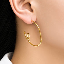 Stylish 316L Stainless Steel Spiral Hoop Earring in polished steel
