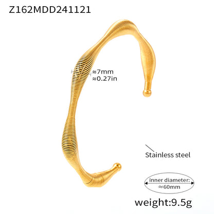 gold stainless steel wave spiral bangle (Z162MDD241121), inner diameter 60mm, weight 9.5g