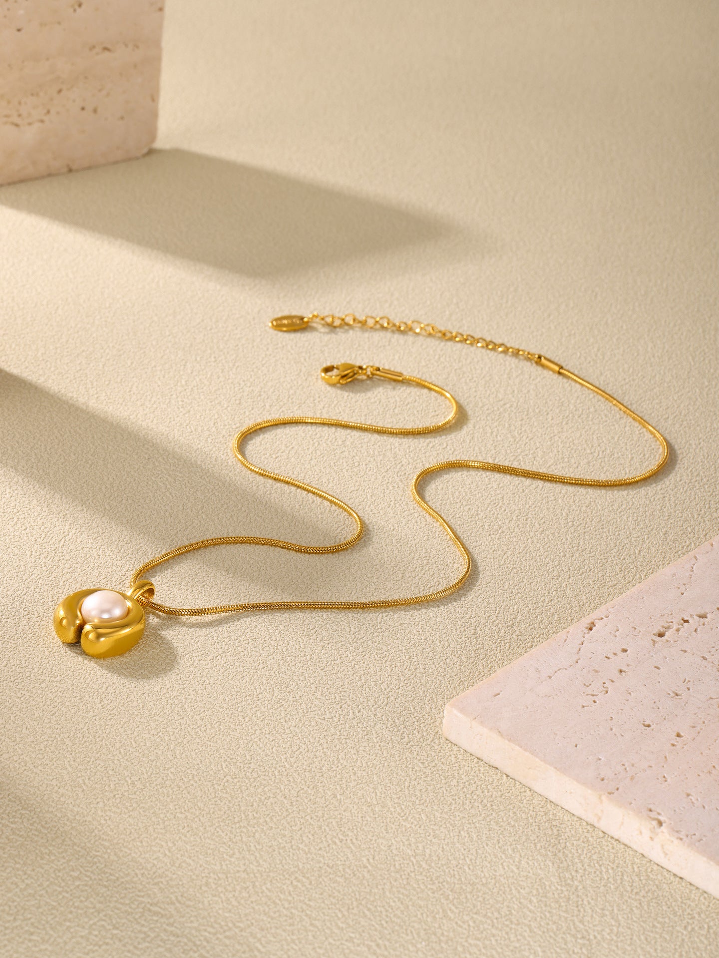 316L Stainless Steel 18K Gold PVD Plated C-shape Freshwater Pearl Necklace - elegant lifestyle look