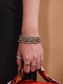 316L Stainless Steel 18K Gold PVD Plated Floral Stretch Bracelet - exquisite craftsmanship detail