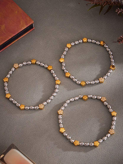 316L Stainless Steel 18K Gold PVD Plated Floral Stretch Bracelet - exquisite craftsmanship detail