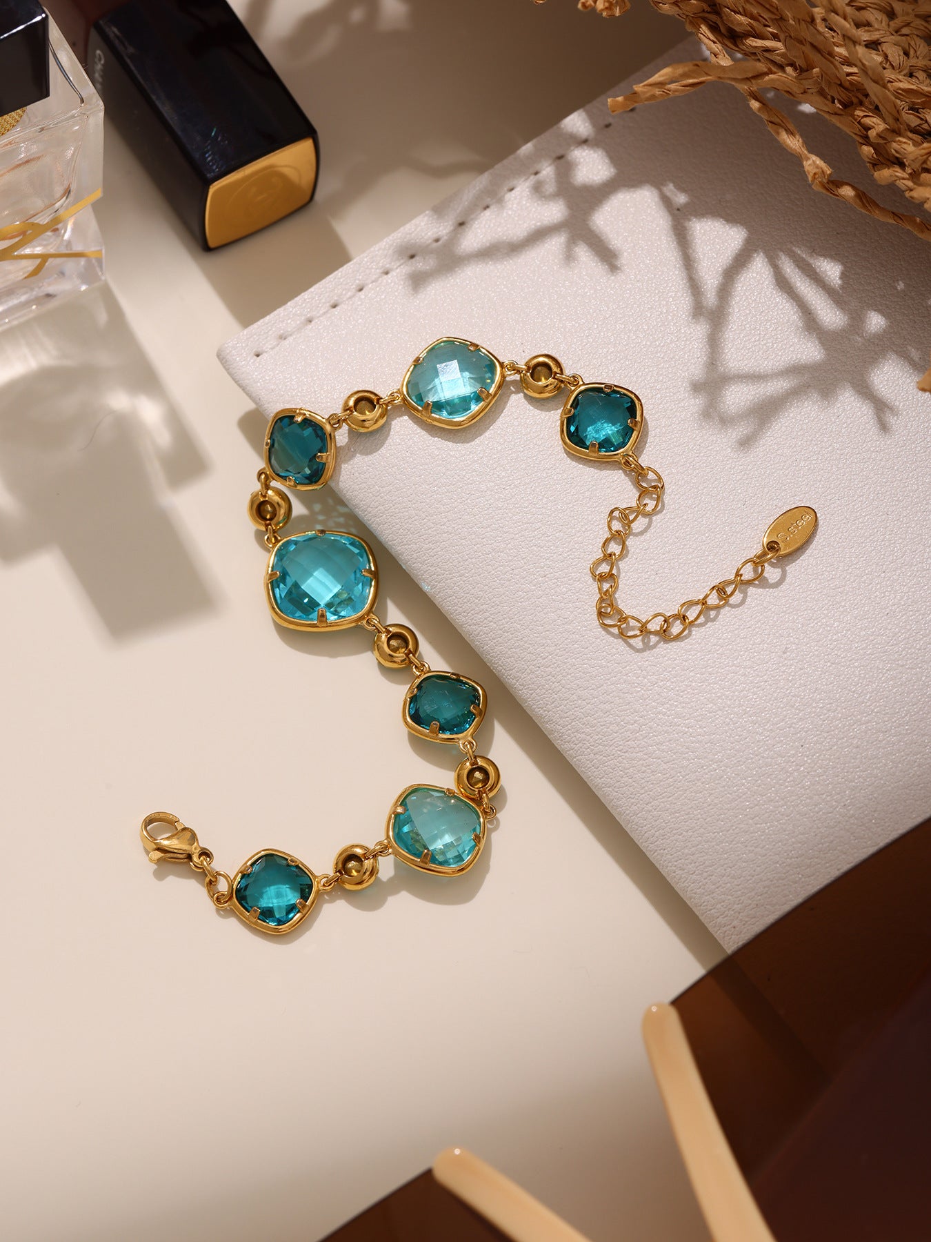 316L Stainless Steel 18K Gold PVD Plated Inlaid Necklace - elegant lifestyle look