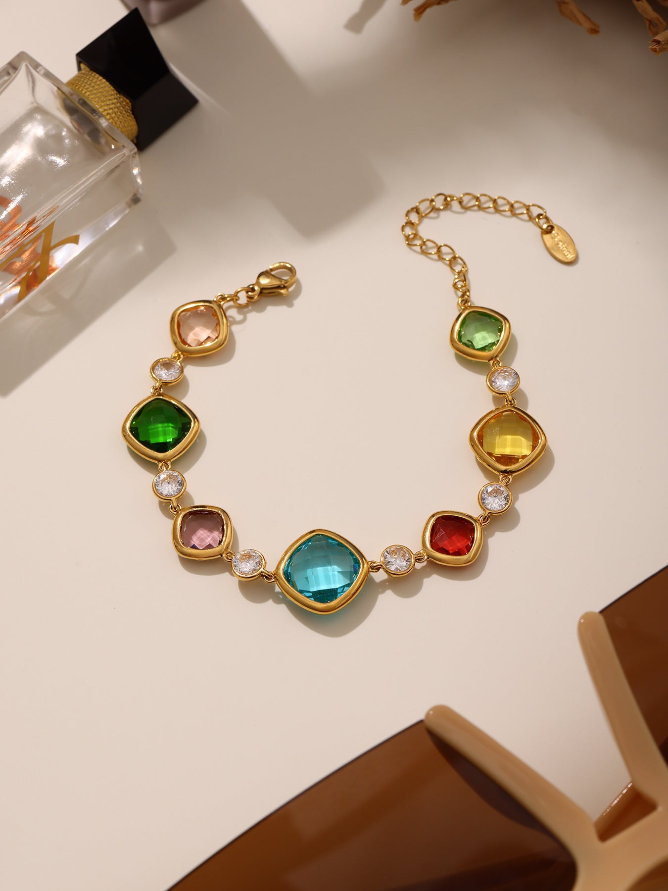 316L Stainless Steel 18K Gold PVD Plated Inlaid Necklace - sophisticated side angle