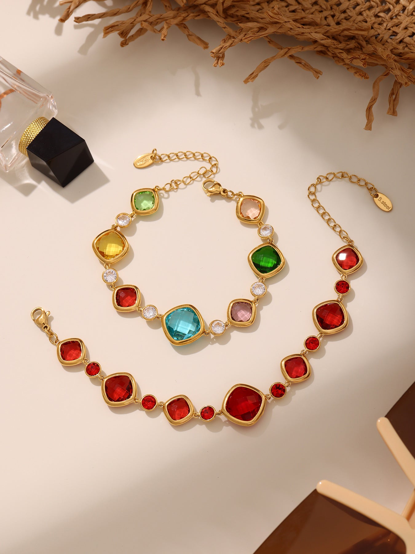 316L Stainless Steel 18K Gold PVD Plated Inlaid Necklace - front view showcase