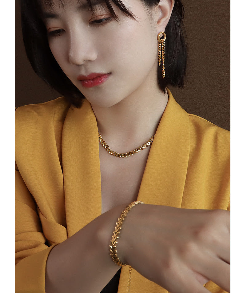 316L Stainless Steel 18K Gold PVD Leaf Jewelry Set - exquisite craftsmanship detail