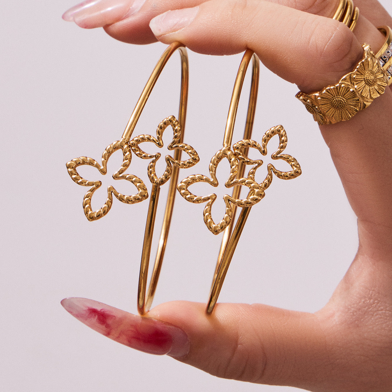 316L Stainless Steel 18K Gold PVD Minimalist Floral Open Bangle - elegant lifestyle look