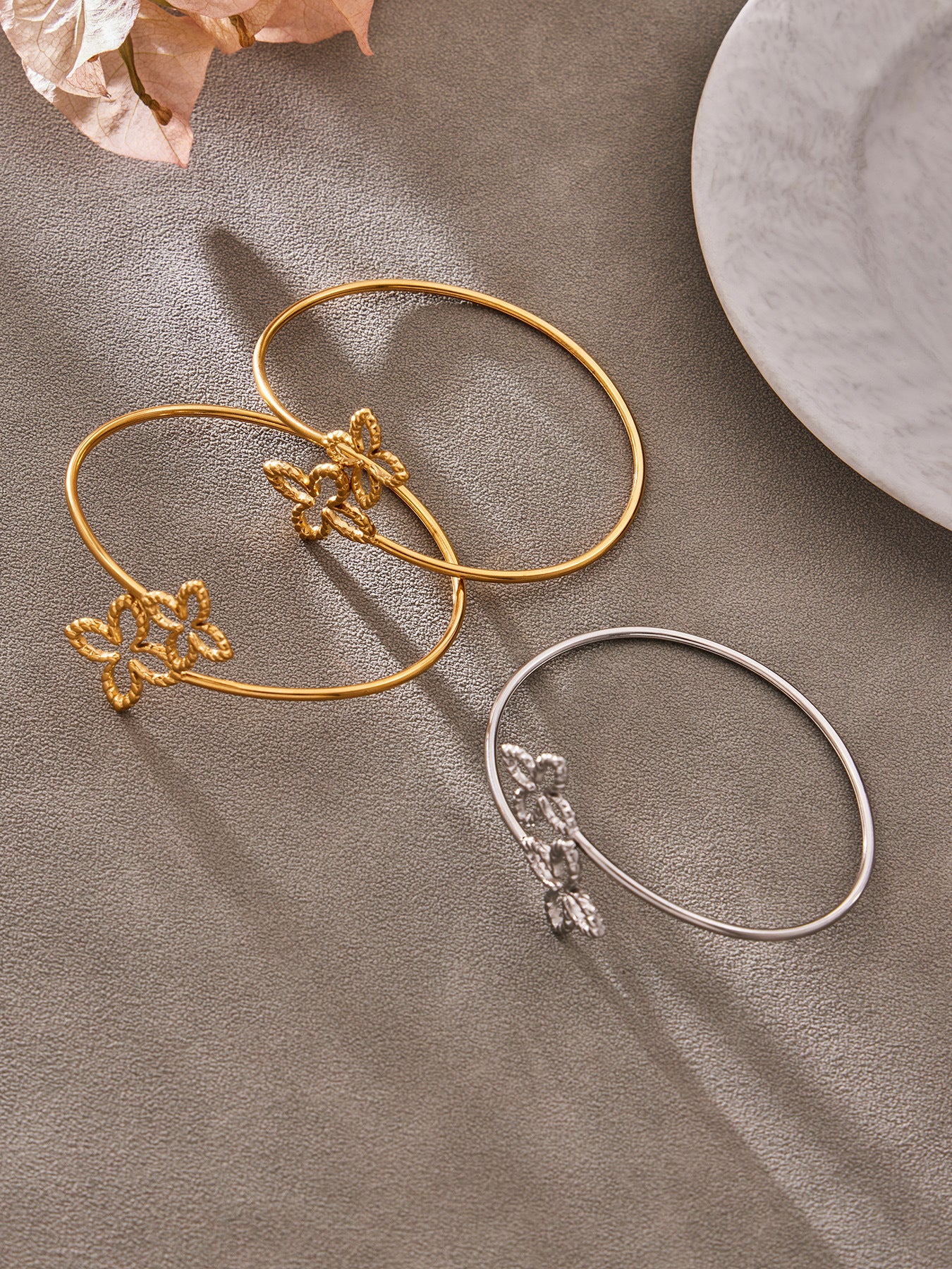 316L Stainless Steel 18K Gold PVD Minimalist Floral Open Bangle - luxury texture close up