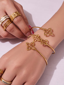 316L Stainless Steel 18K Gold PVD Minimalist Floral Open Bangle - exquisite craftsmanship detail