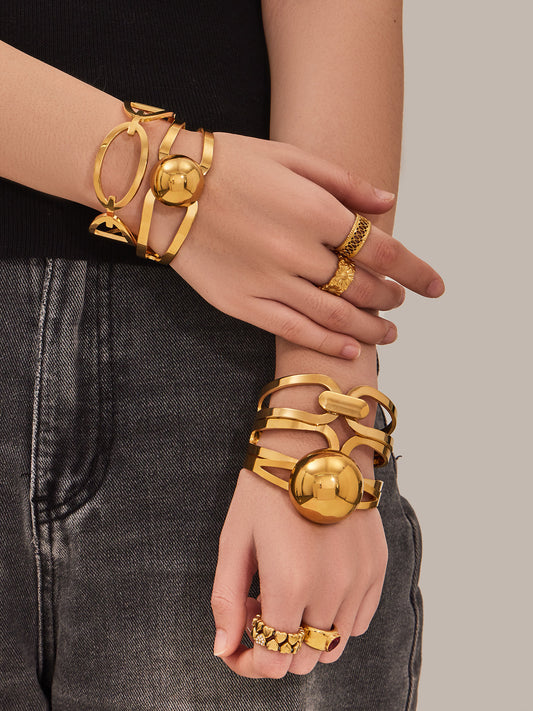 316L Stainless Steel 18K Gold PVD Minimalist Geometric Bracelet - luxury texture close up