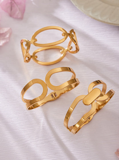 316L Stainless Steel 18K Gold PVD Minimalist Geometric Bracelet - front view showcase
